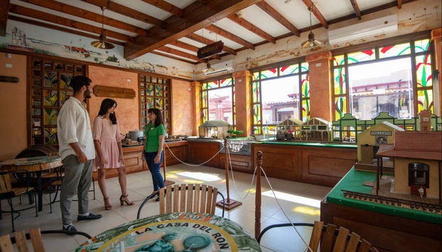 Una de las paradas durante el tour del azúcar, tabaco y ron