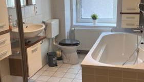 Komfortable 100 qm Monteurwohnung ab 3 Personen - ab 3 Nächten - Foto 2