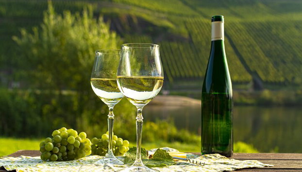 Deutsche Weinverkostungstour in den besten Weinbars Berlins - Foto 2