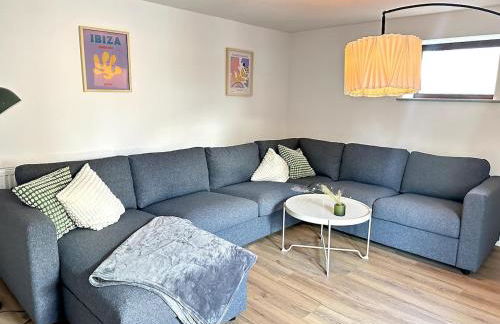 Spacious & Bright Family Escape - Photo 13