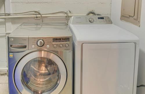 5 Min to Beach—King Beds - Photo 36