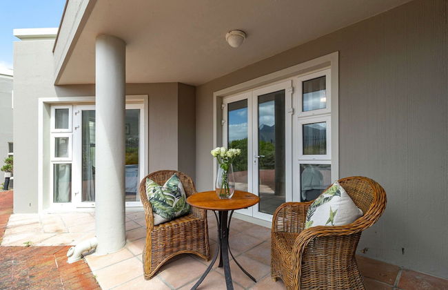 3 Bedroom Family Apartment Beach Club - Houtbay - Photo 42