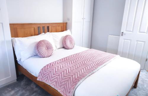 Station Cottage - Gorgeous property with breathtaking views of Neyland Waterway - Photo 14