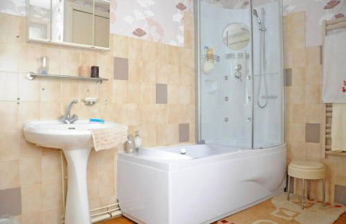 1 Bedroom House 20min walk to centre in Tournus - Foto 7