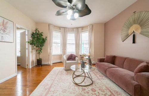 The Boulevard Stay! 25 mins to NYC! Spacious 2BR! - Foto 1