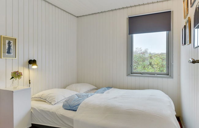 "Roar" - 500m from the sea - Photo 16