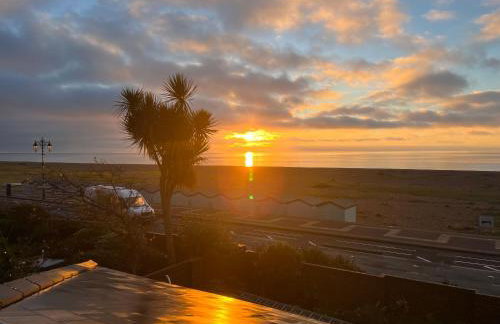 Stunning Beach House Indoor Pool - Foto 7
