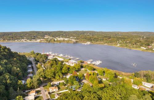 The Glarum House - Gorgeous Historic Home & AC! - Foto 8