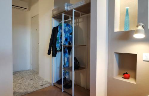 PARMA EXPRESS Traveller's Lodging front Station FS PARKING & Bicycle Storage - Foto 33