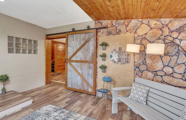 Downtown 2 Story Property 2 Bedroom Apts by RedAwning - Foto 20