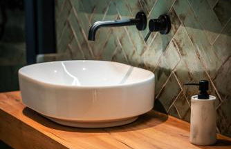 Domaine de Mérins, 10 couchages avec piscine, face à la rivière, à 4km de la plage - Foto 10