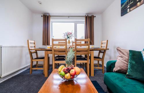 Mayflower 5-Bed Home, Contractors, Family, Harry Porter - Photo 21