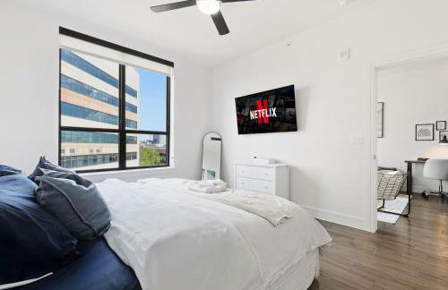 Upscale Penthouse Pool, Gym and Garage - Foto 7