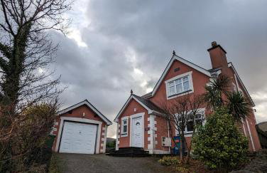 Unbeatable Llanberis Location, Detached with Parking, Snowdon Views. - Photo 41