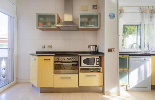 Villa Sitges Ilusión 15 minutes by car from Sitges Sleeps 16 people XXL swimming pool - Foto 36