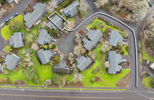 Cozy 3-Bedroom Townhome - 3 Miles from OSU! - Foto 26