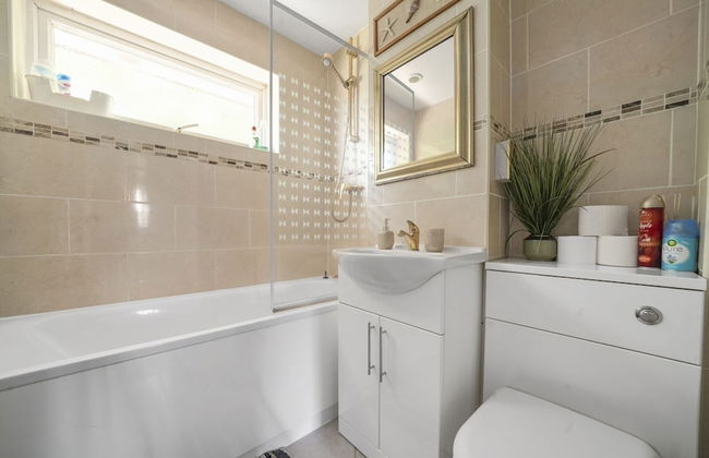 House - Sleeps 8 & On-site Parking - Foto 14