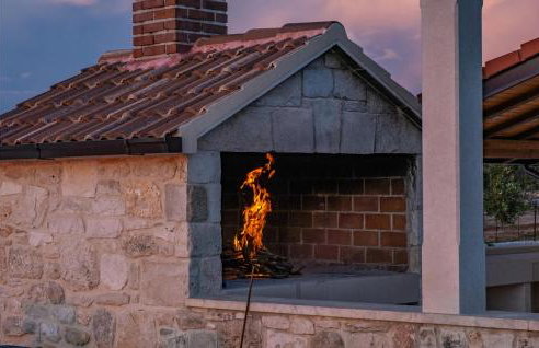 Lovely Home In Pucisca - Praznica - Foto 27