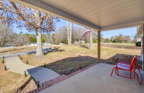 Deck, Grill and Dock Access Lake Keowee Retreat! - Foto 27