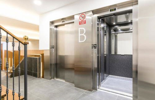 Feelathome Goya Apartments - Photo 7