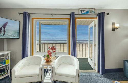 Oceanfront Suite - Sleeps Six - Pool & Hot Tub - Foto 3