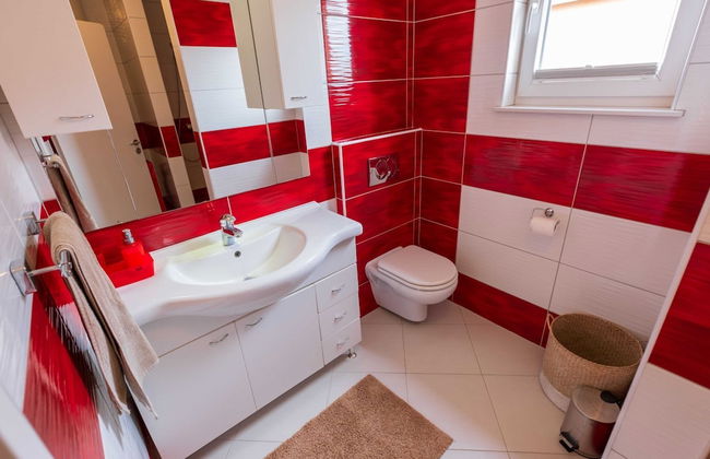 Charming Three Bedroom House Turanj - Foto 25