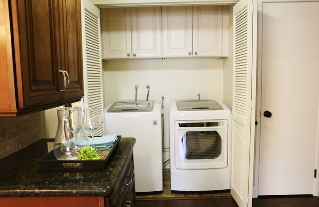 Luxurious 2 Bedroom Condo Shortest Walk To Disney - Foto 31