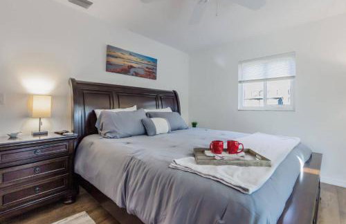 Quaint Cottage in a South Sarasota Neighborhood - Foto 25