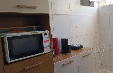 AP 102 Acolhedor situado na Zona Leste, com 3 quartos sendo 1 suíte - Foto 11