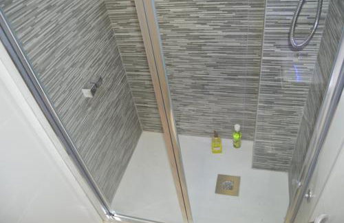 COZY & MODERN Apartment junto a Metro A Guimerá - Photo 13