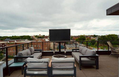 1BR Scenic Rooftop Gym Near Stadium Eat Street - Foto 20