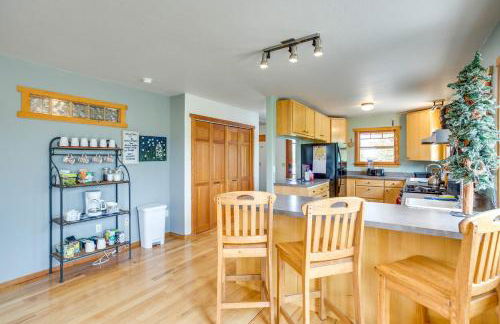 Montrose Family Home with Yard and Fruit Trees! - Foto 9