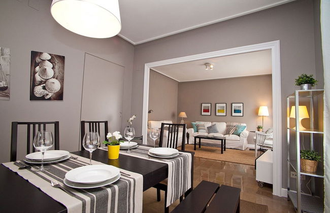 Cute & Spacious Eixample Apartment - Photo 25