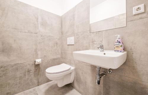 Tolstov Apartments - 3 , 4 and 5 Room Apartments - 20 Min zur Messe DUS - Foto 63