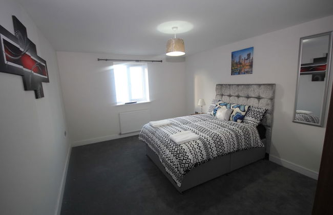 Holden Court - Photo 10