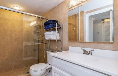 The Blue Octopus - 1br King Bed Condo - Foto 24