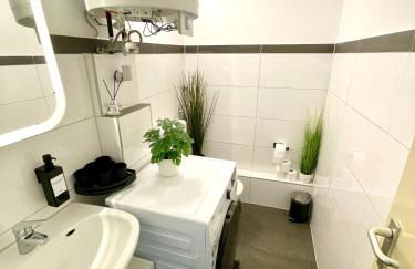 Street View Apartment - 2SZ - 1WC - 1DU - 1Kü - Foto 18