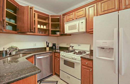 2BR Alluring Apartment with Laundry - Cullom D3 - Photo 4