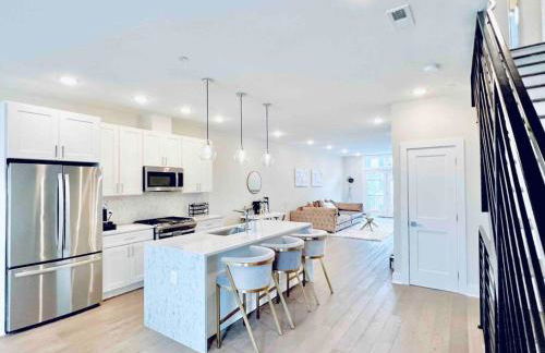 Luxurious 3BDR Penthouse with Private Rooftop Capitol and Monument Views Near Popular H Street Corridor Free Parking and Cancellation - Foto 1