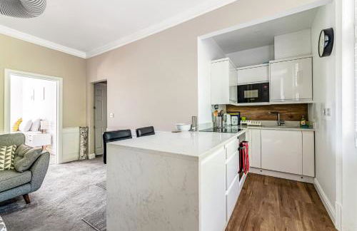 Luxury Converted Victorian Flat in Leafy Highbury - Pass the Keys - Foto 4