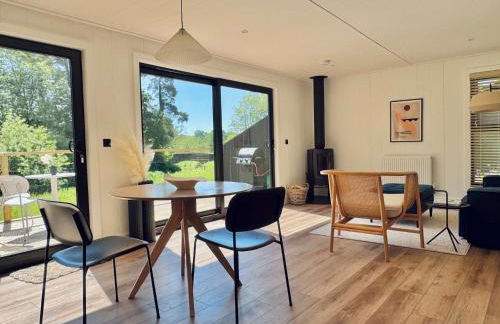 Heron - Luxurious Off-Grid Eco Cabin with River views - Foto 16