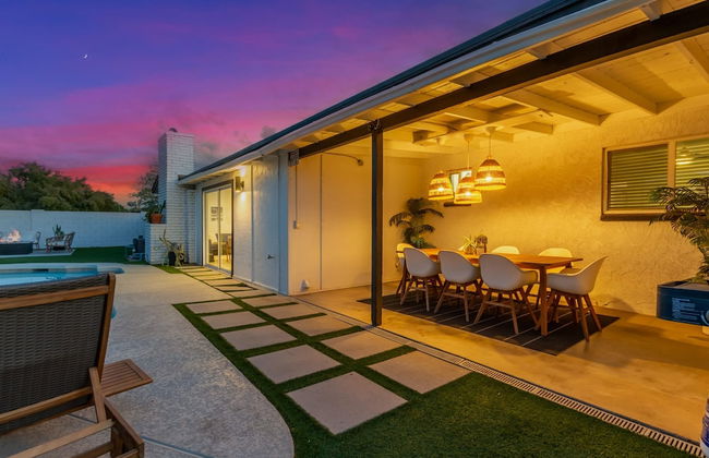 The Melrose ASU Pool Workspace Firepit - Photo 34