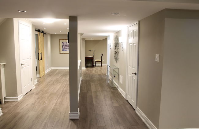 Fully Furnished Private Guest Suite - Foto 24