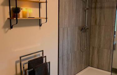 Trelaske Mill Cider Barn-with Hot Tub, Fire Pit BBQ - Foto 20