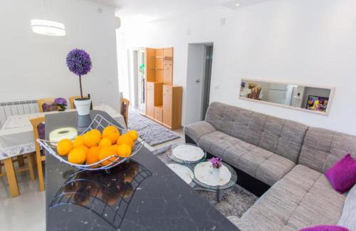 Apartment Mojas - Two Bedroom Apartment With Terrace - Photo 10