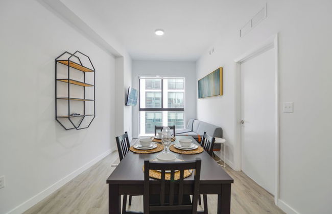 1BR Condo wRooftop Pool at Wynwood - Photo 4