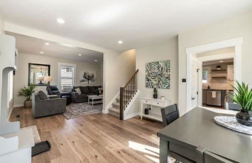 Flying Colors Cottage Walk to Downtown - Foto 20