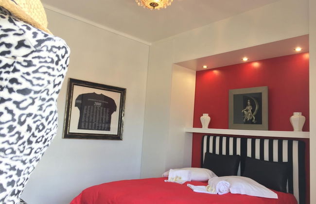 Casino Beach Apartment - Photo 19