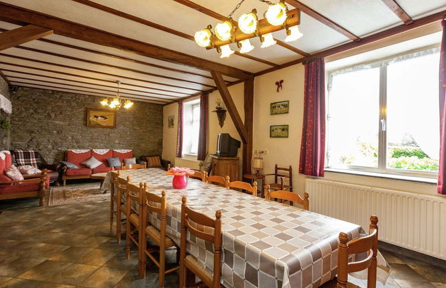 Holiday Home in Bastogne With Garden - Photo 23
