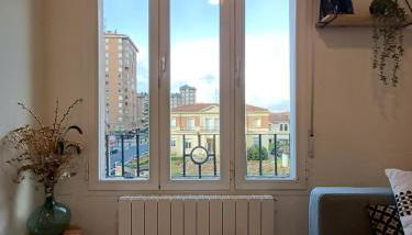 Moderno, céntrico. Perfecto para familias. - Foto 2